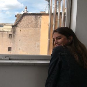 Meet your Posher, Liz